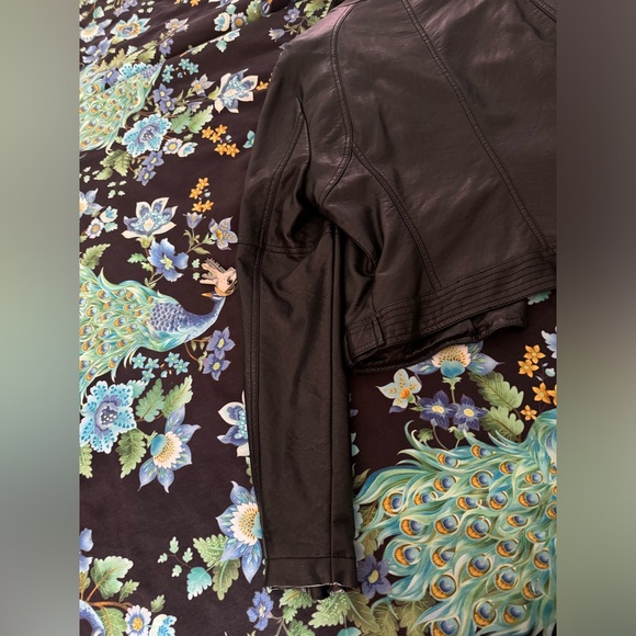 2B BeBe Faux Leather Jacket - Picture 4 of 8